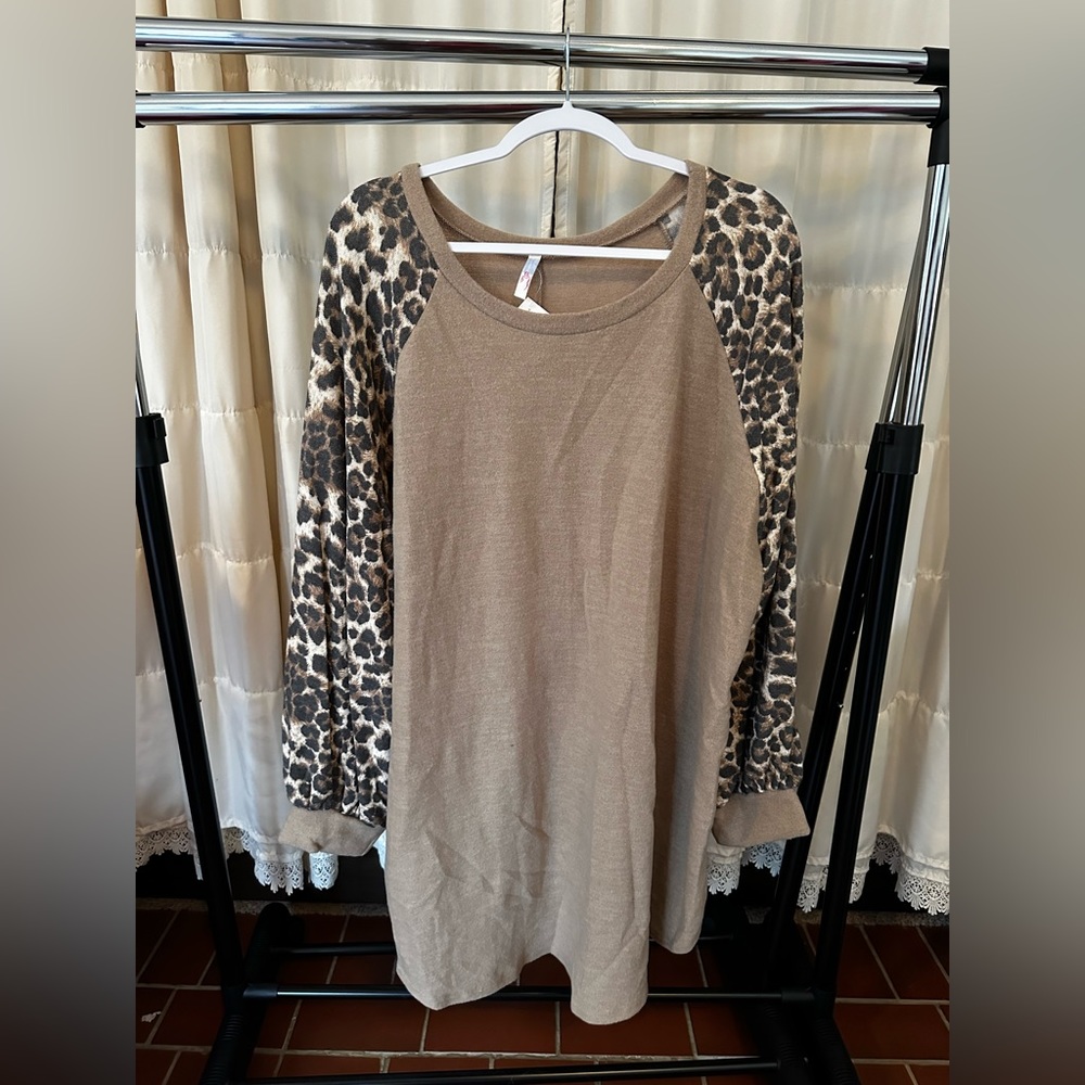 Boutique plus size leopard tunic